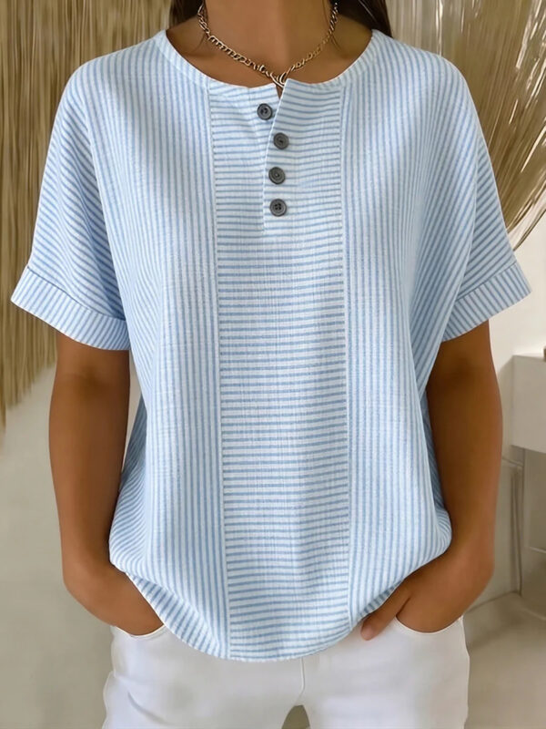 572626133 Striped short sleeved T-shirt